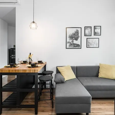 Apartment Bukowska 21 By Renters Poznan